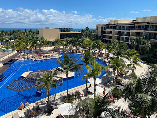 Royalton Riviera Cancun Review: A Tropical Dream Come&nbsp;True